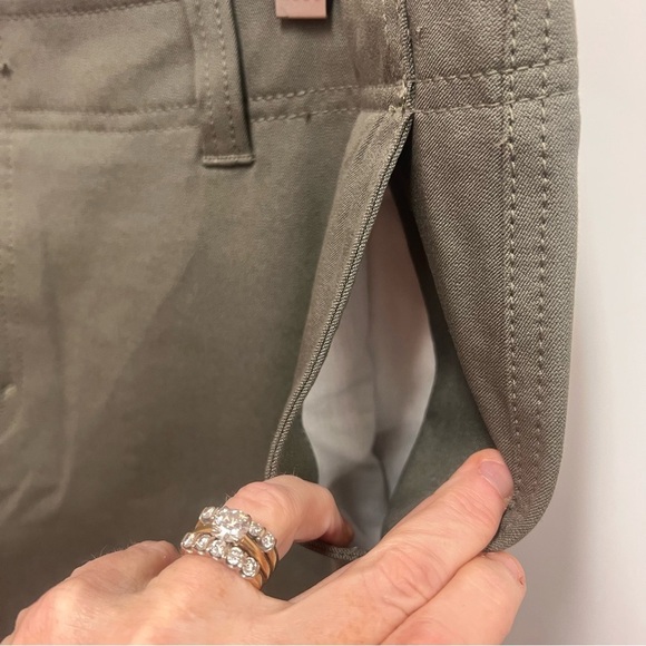 NWT Eddie Bauer Vashon Fit Olive Cropped Straight Leg Pants Size 14 - Picture 6 of 14